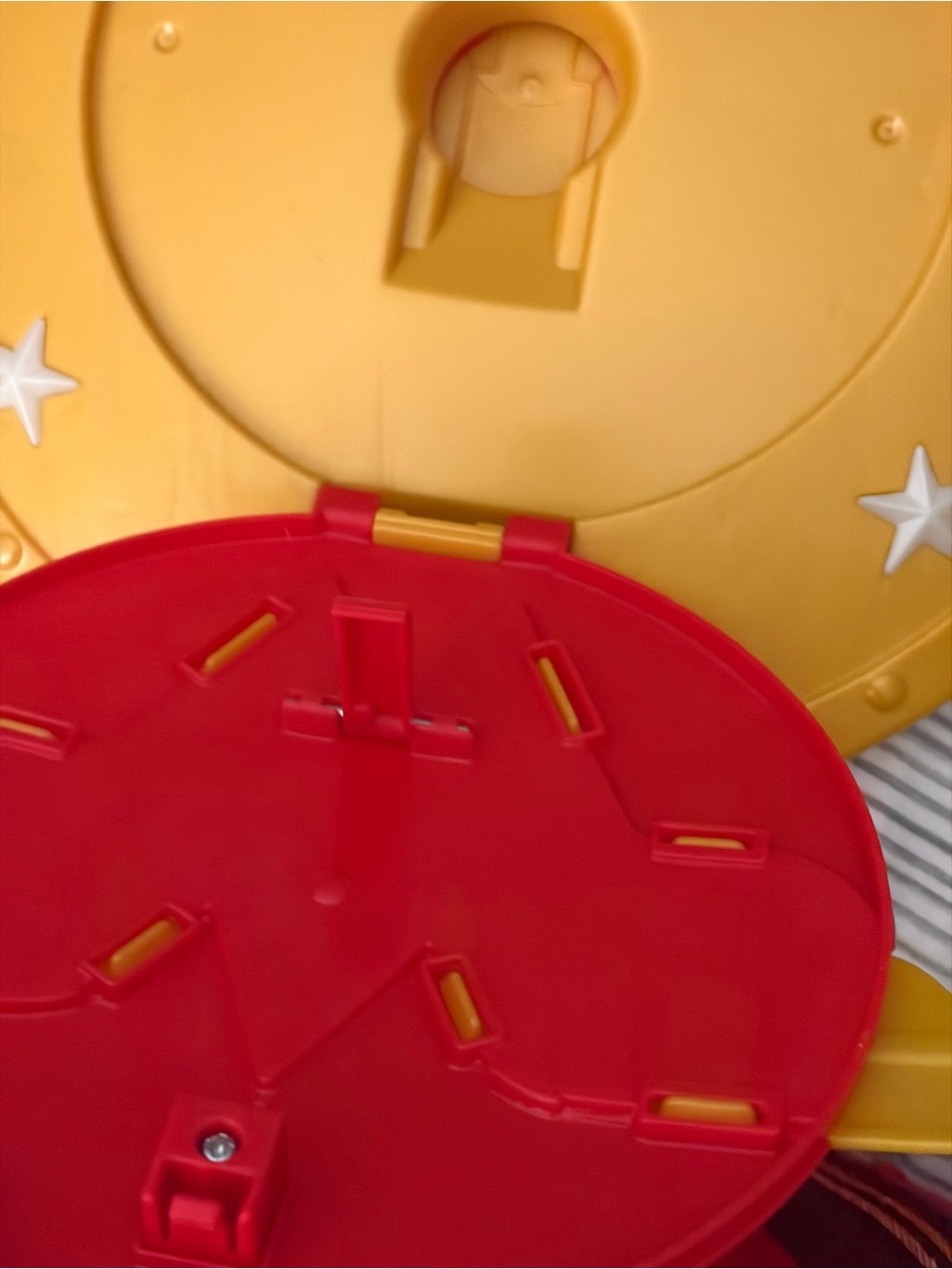 Mattel DC Super Hero Girls Wonder Woman roleplay shield - Picture 2 of 7